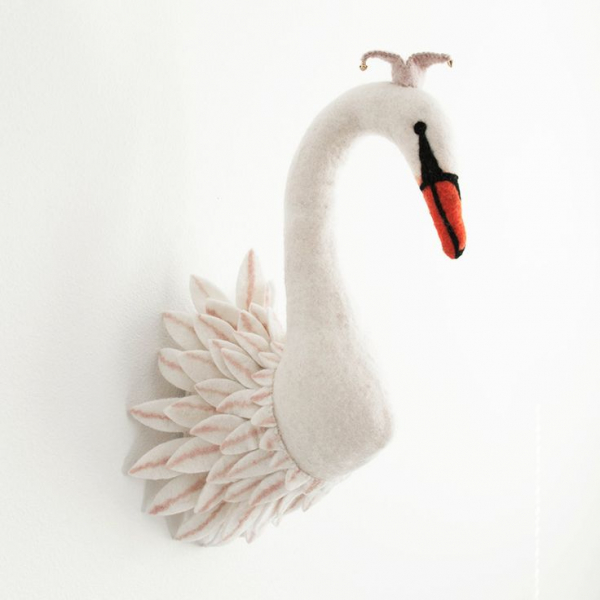 Настенный декор Swan Head Orly-0