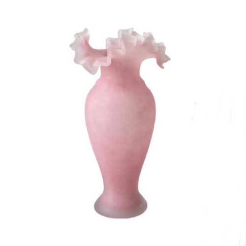 розовая ваза