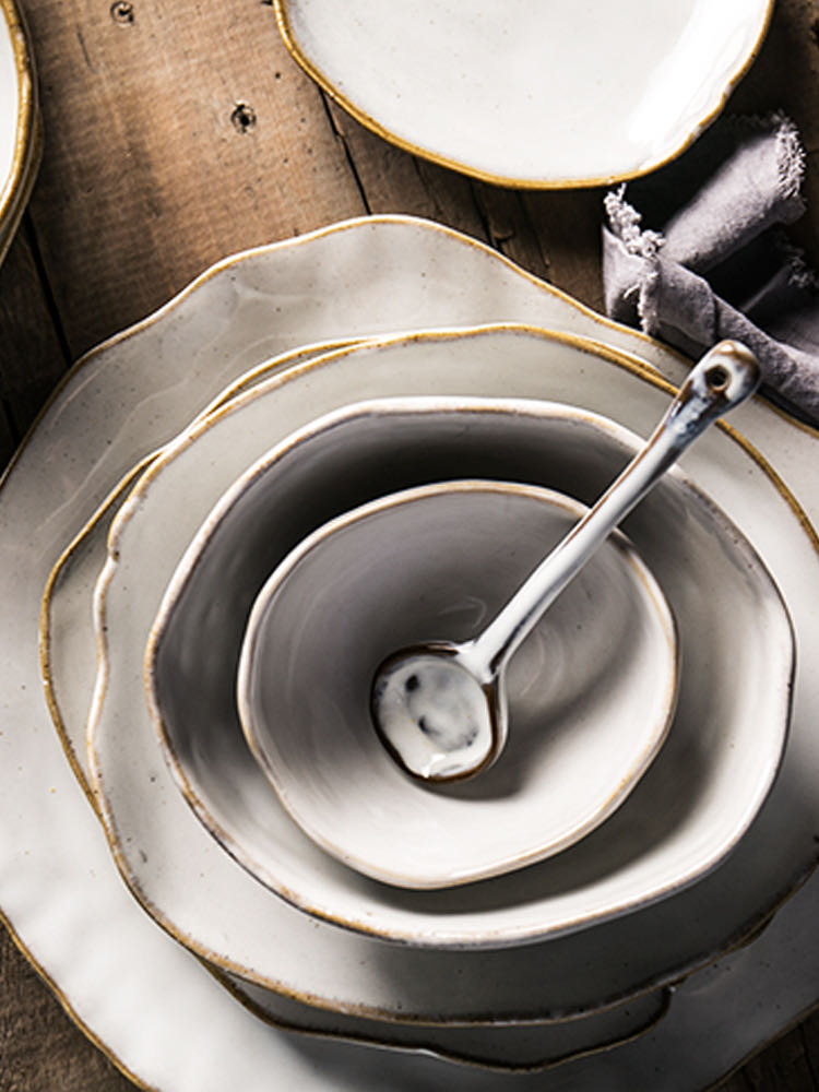 Блюдце из керамики Glaze Egg