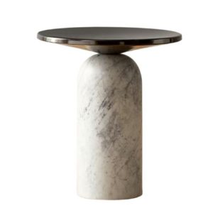 каменный столик