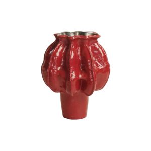 красная ваза